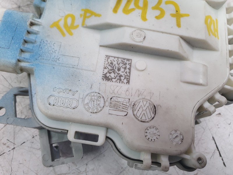 Recambio de cerradura puerta delantera derecha para audi a3 (8v1, 8vk) 1.6 tdi referencia OEM IAM 8K0869016H  
