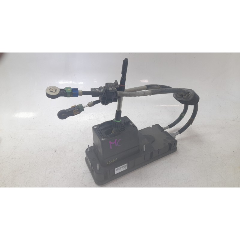 Recambio de palanca cambio para peugeot 308 iii (fb_, fh_, fp_, f3_, fm_) bluehdi 130 (fbyhzl, fbyhzt) referencia OEM IAM 984418