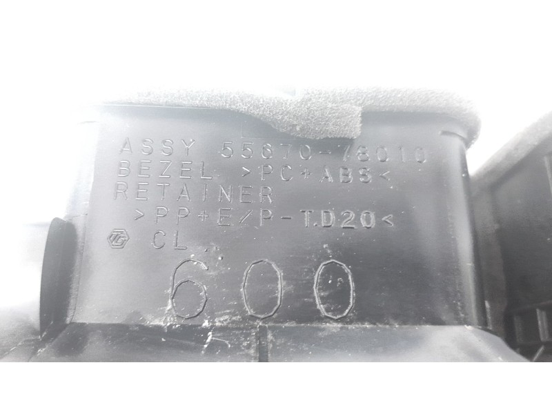 Recambio de rejilla aireadora para lexus nx 2.5 16v cat (híbrido) referencia OEM IAM 5567078010  