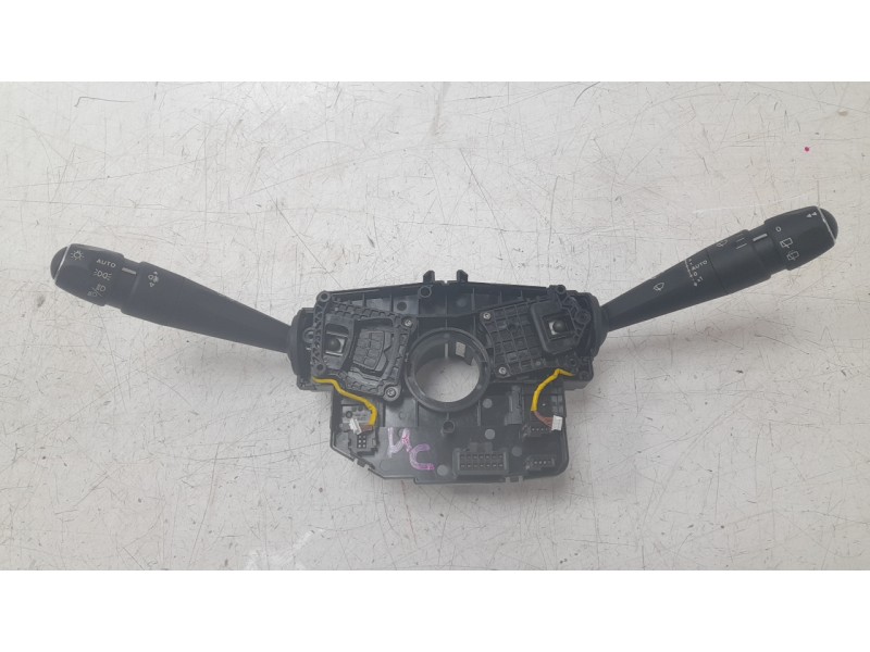 Recambio de mando multifuncion para peugeot 308 iii (fb_, fh_, fp_, f3_, fm_) bluehdi 130 (fbyhzl, fbyhzt) referencia OEM IAM 98