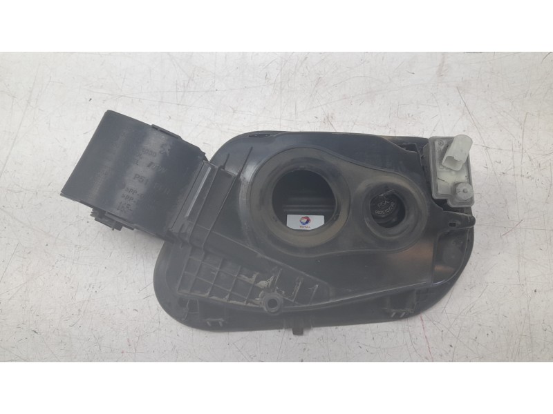 Recambio de tapa exterior combustible para peugeot 308 iii (fb_, fh_, fp_, f3_, fm_) bluehdi 130 (fbyhzl, fbyhzt) referencia OEM