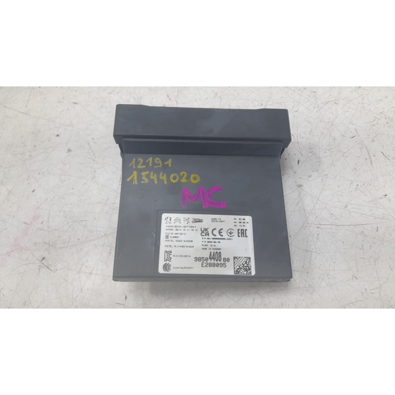 Recambio de centralita luces para peugeot 308 iii (fb_, fh_, fp_, f3_, fm_) bluehdi 130 (fbyhzl, fbyhzt) referencia OEM IAM 9850