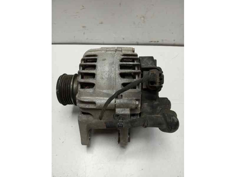 Recambio de alternador para hyundai i30 classic referencia OEM IAM 373002A600 ALF560451 A14358