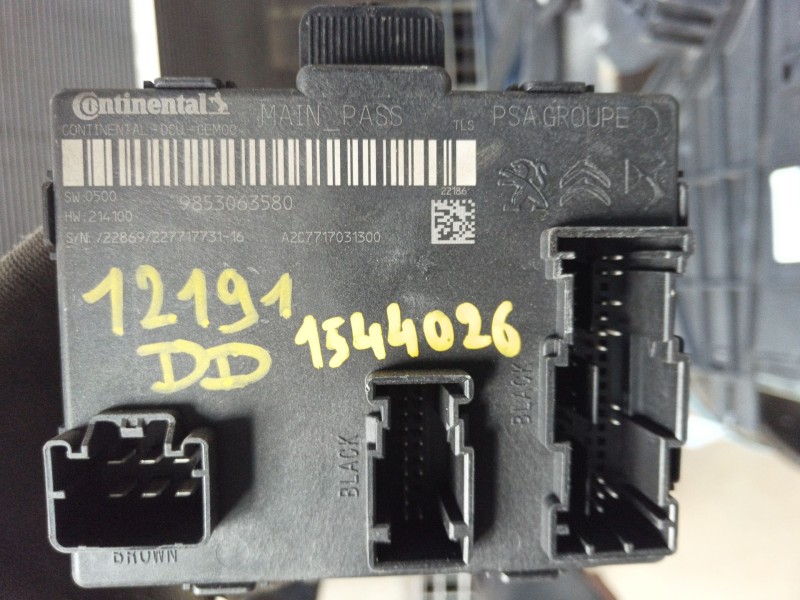 Recambio de modulo confort para peugeot 308 iii (fb_, fh_, fp_, f3_, fm_) bluehdi 130 (fbyhzl, fbyhzt) referencia OEM IAM 985306