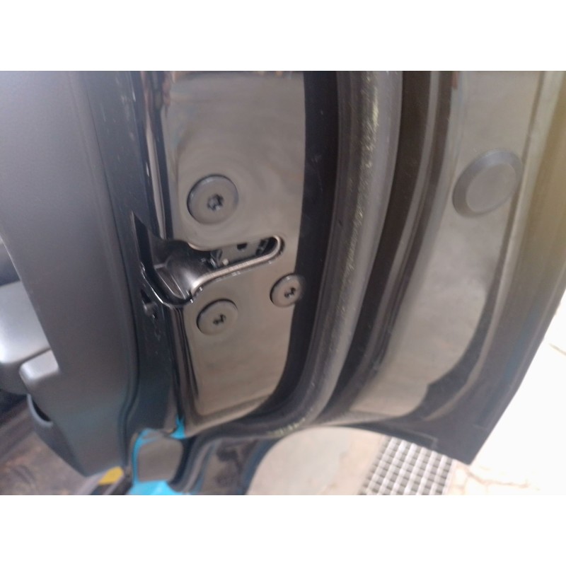 Recambio de cerradura puerta trasera derecha para mg zs suv (azs1) 1.0 t-gdi referencia OEM IAM   