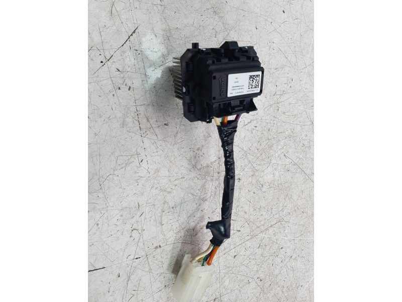 Recambio de resistencia calefaccion para nissan juke (f16_) dig-t 117 referencia OEM IAM T1033613F  