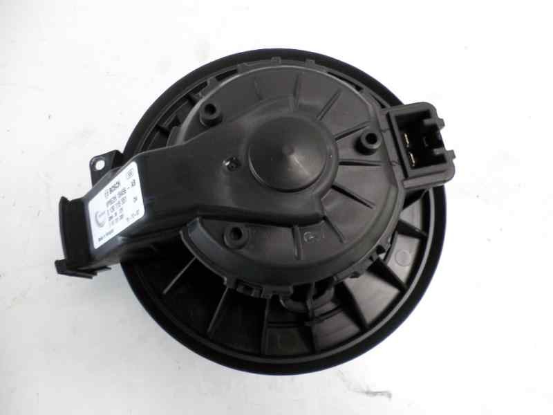 Recambio de ventilador calefaccion para ford fiesta (ccn) ambiente referencia OEM IAM VP8E2H18456AB 0130115551 3137231000