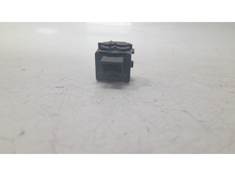 Recambio de interruptor para peugeot 308 iii (fb_, fh_, fp_, f3_, fm_) bluehdi 130 (fbyhzl, fbyhzt) referencia OEM IAM 98095437Z