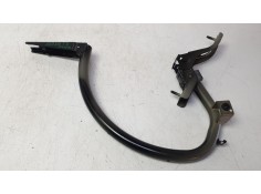 BISAGRA DERECHA PORTON A1187500200 