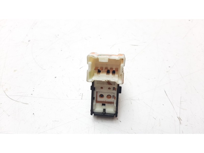 Recambio de mando elevalunas delantero derecho para nissan micra (k13) 1.2 cat referencia OEM IAM 254114LA0A  