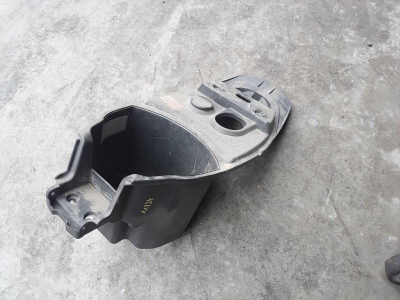 Recambio de portaequipajes para mash storia ht125t-24 referencia OEM IAM 62405SY2280000  