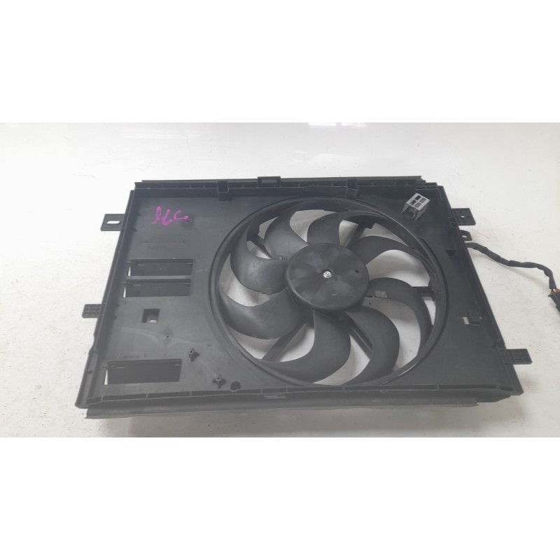 Recambio de electroventilador para peugeot 308 iii (fb_, fh_, fp_, f3_, fm_) bluehdi 130 (fbyhzl, fbyhzt) referencia OEM IAM 983