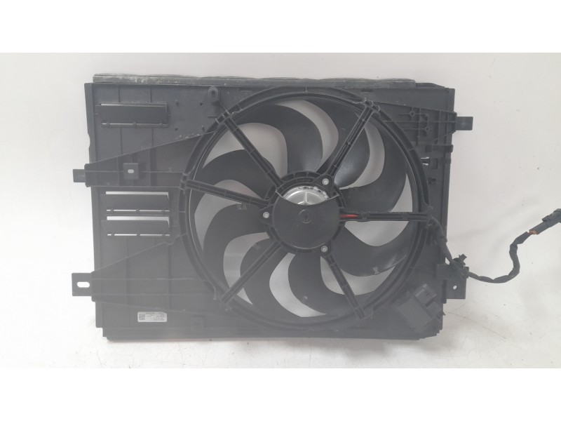 Recambio de electroventilador para peugeot 308 iii (fb_, fh_, fp_, f3_, fm_) bluehdi 130 (fbyhzl, fbyhzt) referencia OEM IAM 983