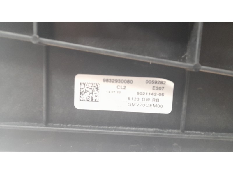Recambio de electroventilador para peugeot 308 iii (fb_, fh_, fp_, f3_, fm_) bluehdi 130 (fbyhzl, fbyhzt) referencia OEM IAM 983