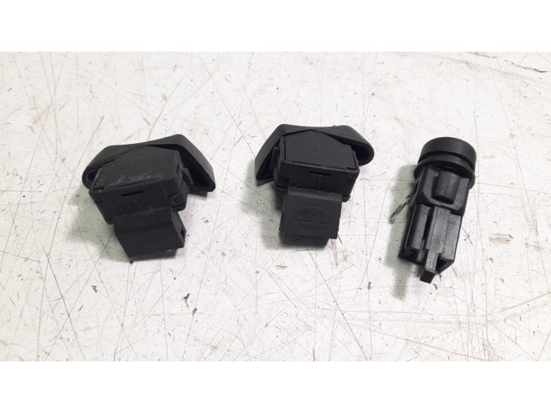Recambio de interruptor para mash storia ht125t-24 referencia OEM IAM   