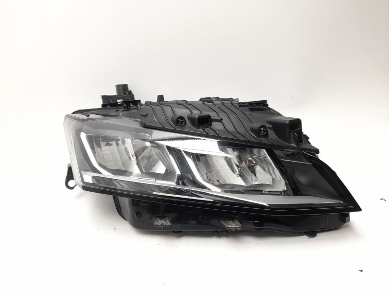 Recambio de faro derecho para peugeot 308 iii (fb_, fh_, fp_, f3_, fm_) bluehdi 130 (fbyhzl, fbyhzt) referencia OEM IAM 98491162