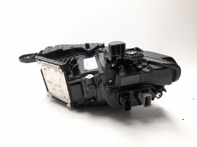 Recambio de faro derecho para peugeot 308 iii (fb_, fh_, fp_, f3_, fm_) bluehdi 130 (fbyhzl, fbyhzt) referencia OEM IAM 98491162