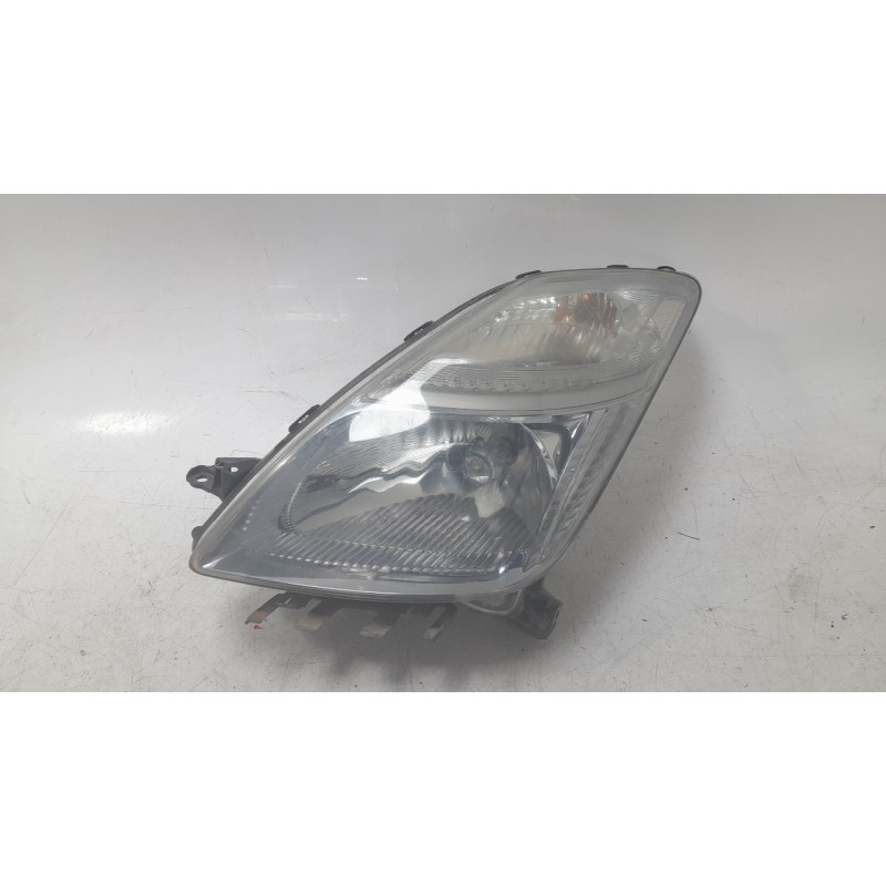 Recambio de faro izquierdo para toyota prius liftback (_w2_) 1.5 hybrid (nhw20_) referencia OEM IAM 8117047090  108907702/TY4204