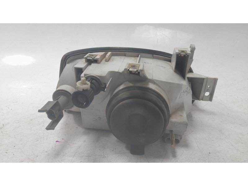 Recambio de faro izquierdo para renault clio i (b/c57_, 5/357_) 1.2 (5/357y, 5/357k) referencia OEM IAM 7701042150  10119120102/