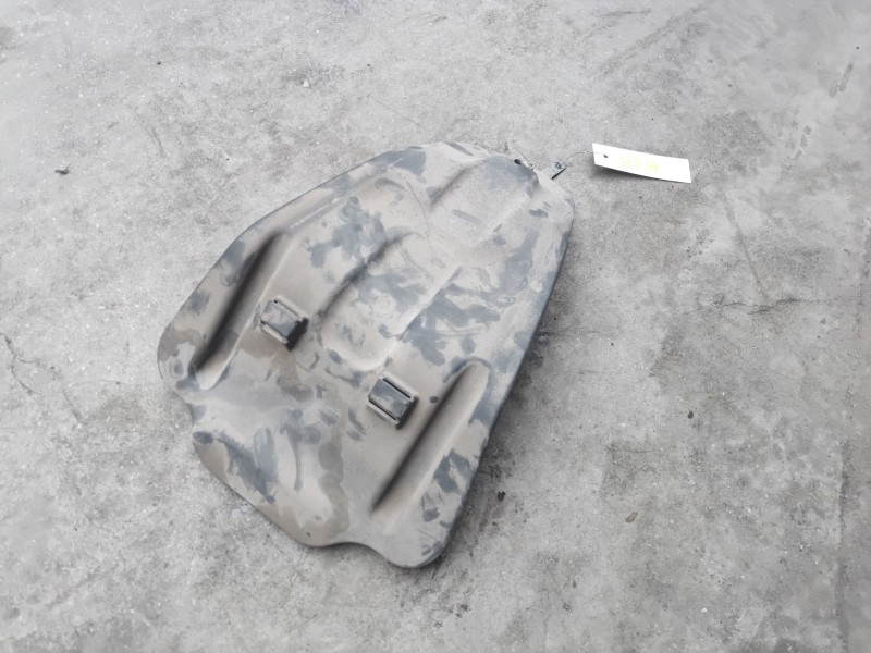 Recambio de guardabarros trasero para mash storia ht125t-24 referencia OEM IAM 65155EGB00  