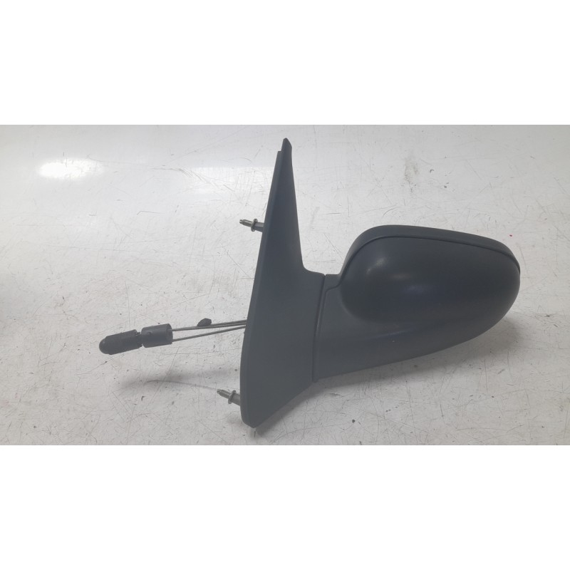 Recambio de retrovisor izquierdo para renault clio i (b/c57_, 5/357_) 1.2 (5/357y, 5/357k) referencia OEM IAM 7700826599  105191