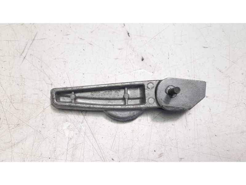 Recambio de estribera izquierda para mash storia ht125t-24 referencia OEM IAM 5071ALKA19999  