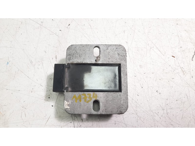 Recambio de regulador de corriente para mash storia ht125t-24 referencia OEM IAM 9630000B00125  