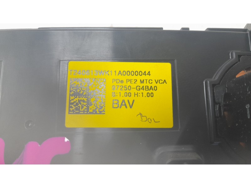 Recambio de mando climatizador para hyundai i30 (pd) tecno mild-hybrid referencia OEM IAM 97250G4BA0  