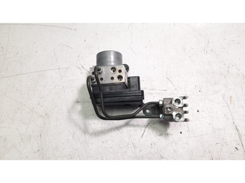Recambio de abs para yamaha xsr 900 referencia OEM IAM B5U859300900  