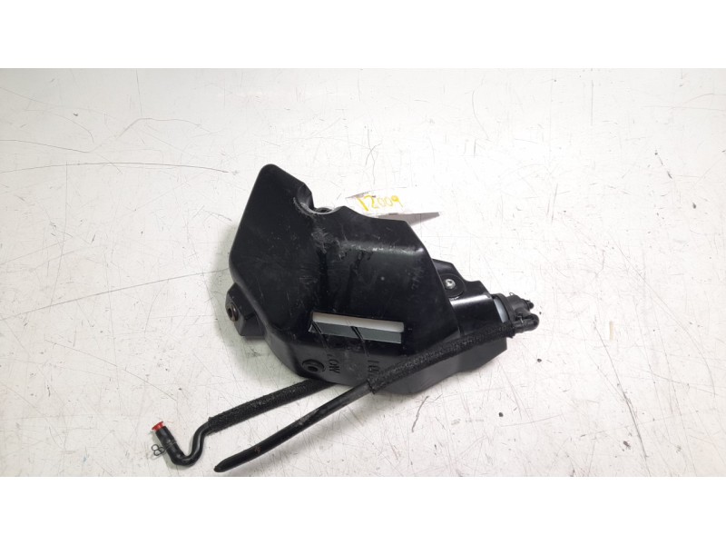 Recambio de deposito expansion para yamaha xsr 900 referencia OEM IAM 1RC218710000  