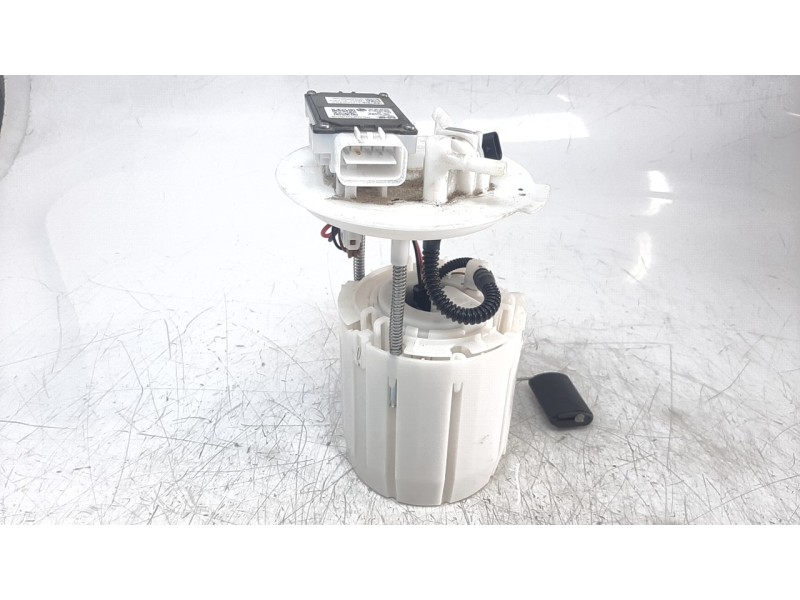 Recambio de bomba combustible para kia niro referencia OEM IAM 31110G2100  