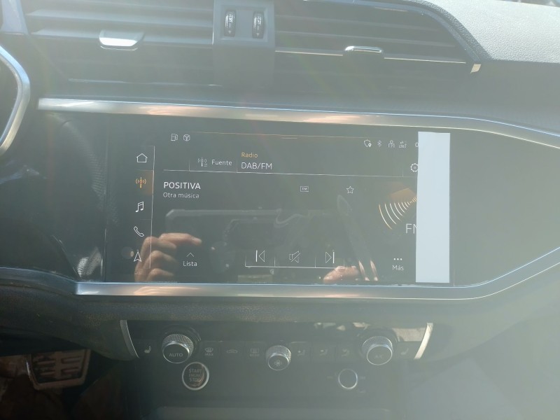 Recambio de pantalla multifuncion para audi q3 sportback (f3n) 35 tdi referencia OEM IAM   
