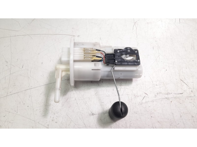 Recambio de bomba combustible para yamaha xsr 900 referencia OEM IAM BEA139070000  