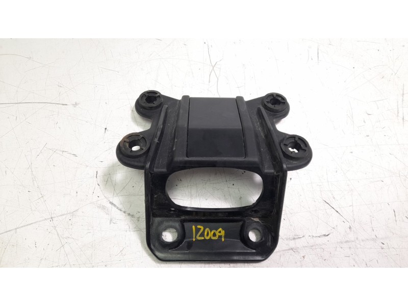 Recambio de soporte cambio para yamaha xsr 900 referencia OEM IAM BEA8355X0000  