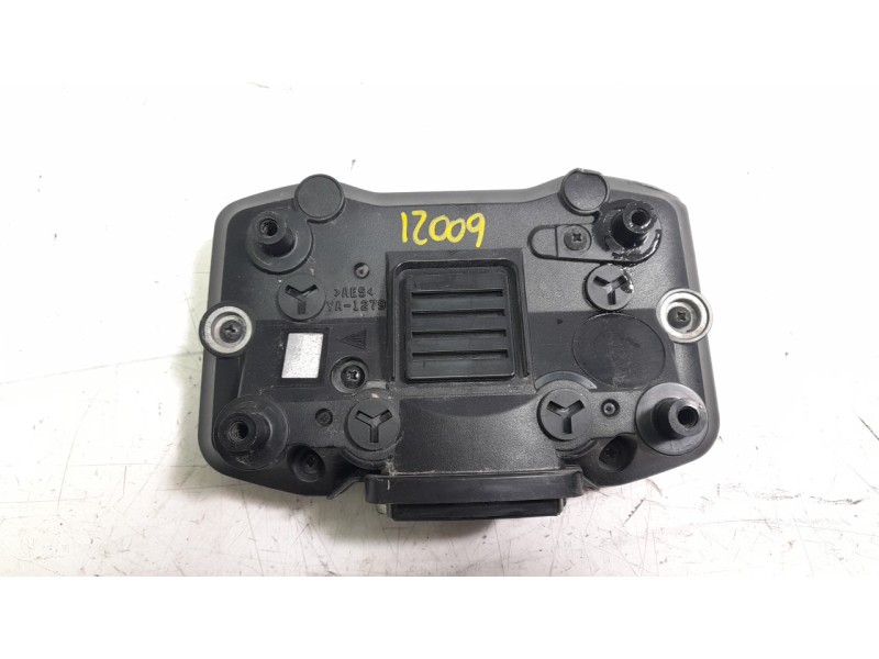 Recambio de cuadro instrumentos para yamaha xsr 900 referencia OEM IAM BMS8591A0000  