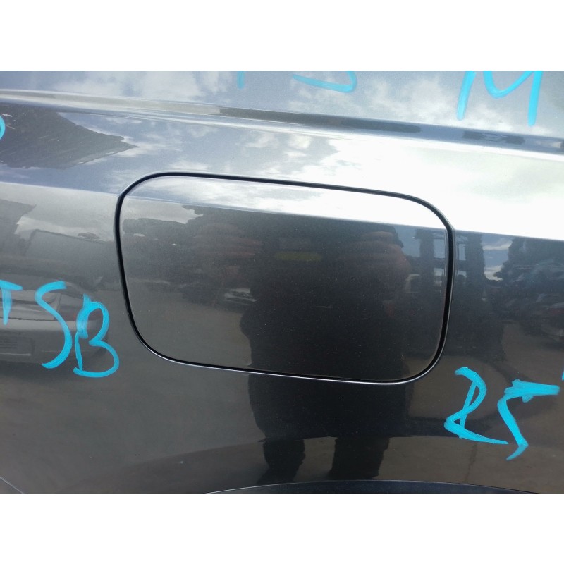 Recambio de tapa exterior combustible para audi q3 sportback (f3n) 35 tdi referencia OEM IAM   
