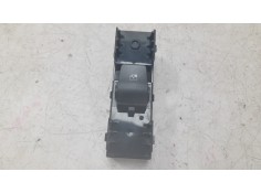 MANDO ELEVALUNAS TRASERO DERECHO 93581G3010 93581G3010 IAF880087KH