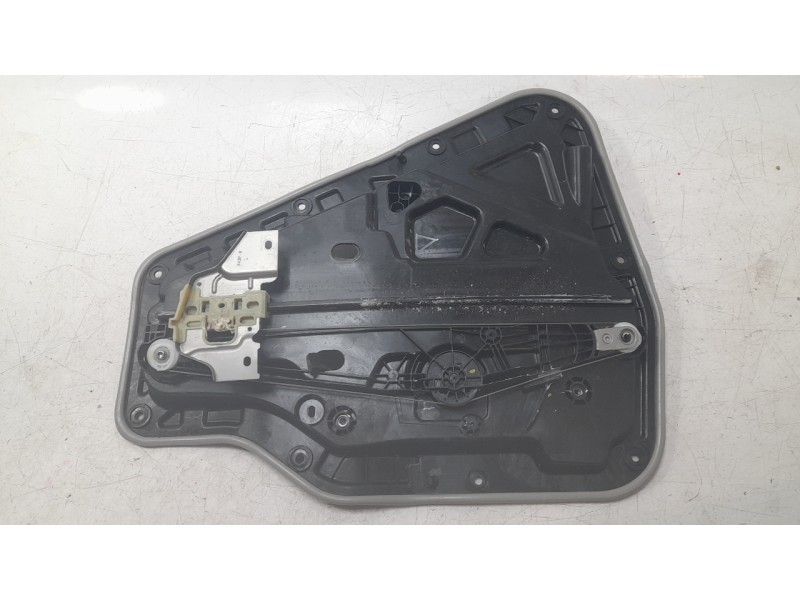 Recambio de elevalunas trasero derecho para byd seal u 1.5 plug-in hybrid awd referencia OEM IAM SA3F6204209V  
