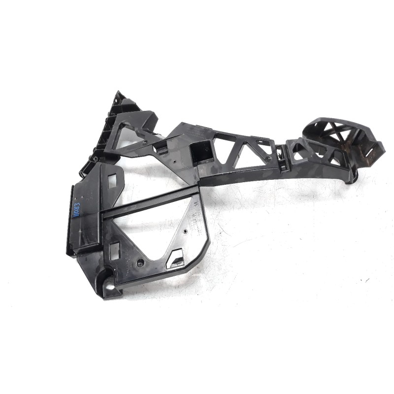 Recambio de molduras traseras para mercedes-benz clase m (w166) ml 350 bluetec (166.004) referencia OEM IAM A1668851221  