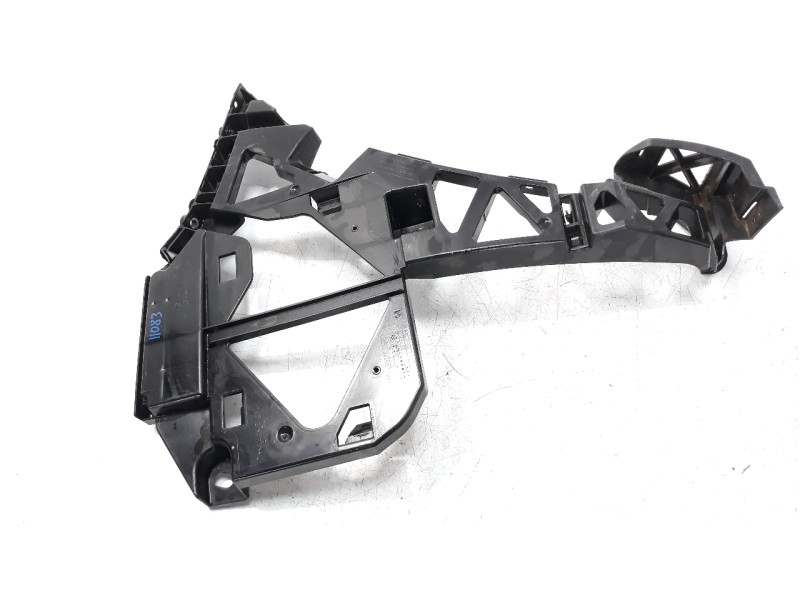 Recambio de molduras traseras para mercedes-benz clase m (w166) ml 350 bluetec (166.004) referencia OEM IAM A1668851221  
