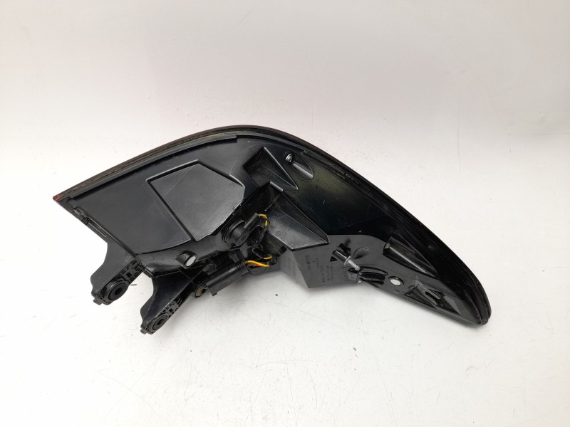 Recambio de piloto trasero derecho para mg zs suv (azs1) 1.5 vti referencia OEM IAM 10571682  