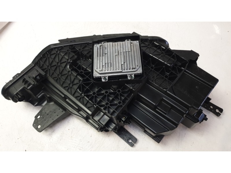 Recambio de faro izquierdo para byd seal u 1.5 plug-in hybrid awd referencia OEM IAM SA3HK4121010B  