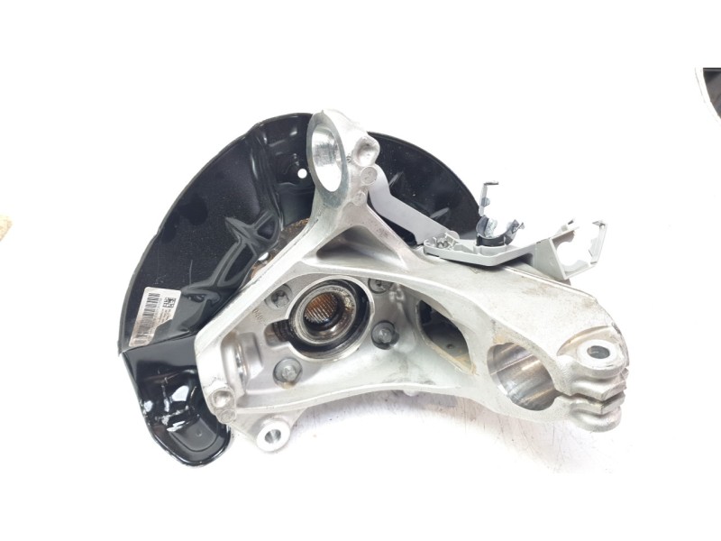Recambio de mangueta delantera izquierda para mercedes-benz cla-klasse (bm 118) cla 250 e (118.385) referencia OEM IAM A24733201
