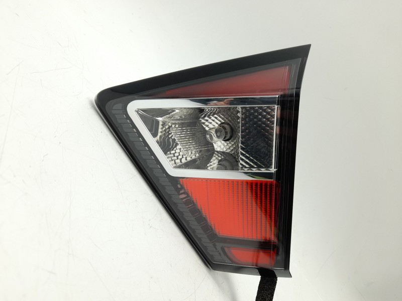 Recambio de piloto trasero derecho interior para ford kuga ii (dm2) 1.5 tdci referencia OEM IAM GV4113A602AG  