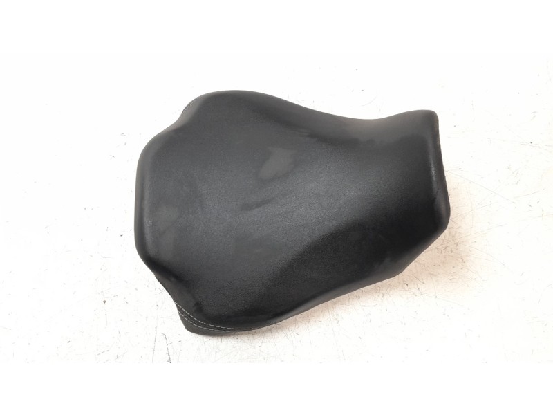 Recambio de asiento para honda cb 650r cb 650r referencia OEM IAM 77100MKYD51ZA  