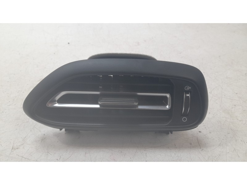 Recambio de aireador derecho para hyundai i30 (pd) tecno mild-hybrid referencia OEM IAM 97490G4AB0  