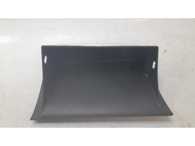 Recambio de guantera para hyundai i30 (pd) tecno mild-hybrid referencia OEM IAM 84510G4000TRY  