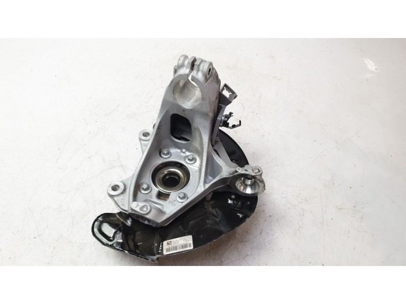 Recambio de mangueta delantera derecha para mercedes-benz cla-klasse (bm 118) cla 250 e (118.385) referencia OEM IAM A2473320200