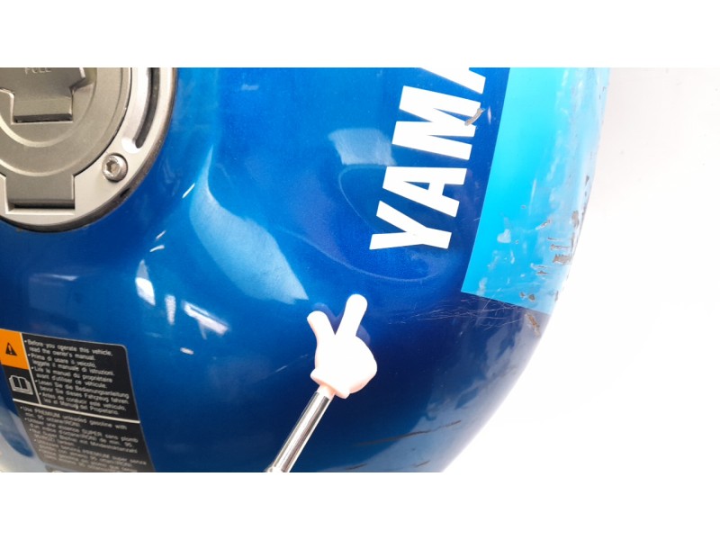 Recambio de deposito combustible para yamaha xsr 900 referencia OEM IAM BEAY24100001  
