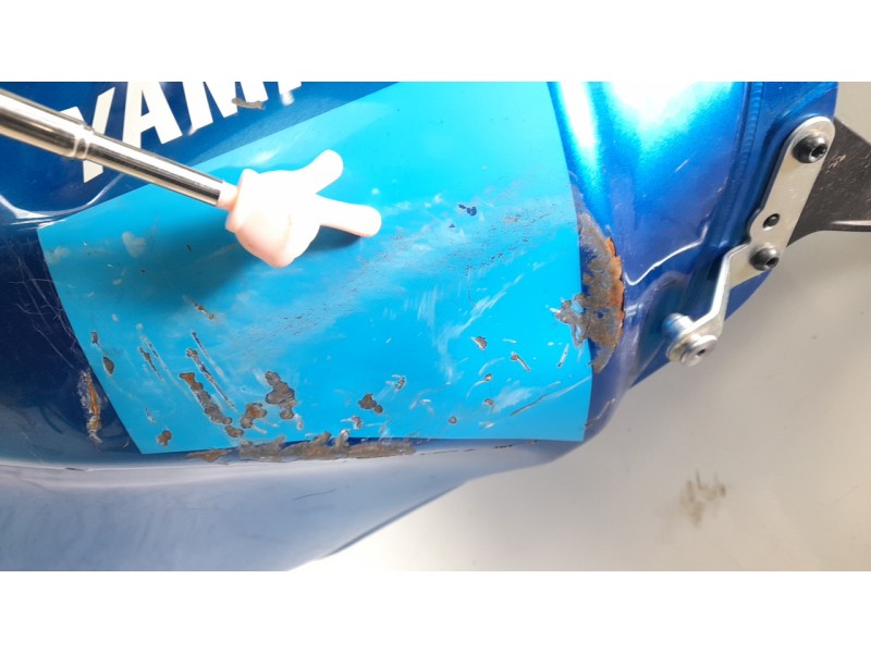 Recambio de deposito combustible para yamaha xsr 900 referencia OEM IAM BEAY24100001  